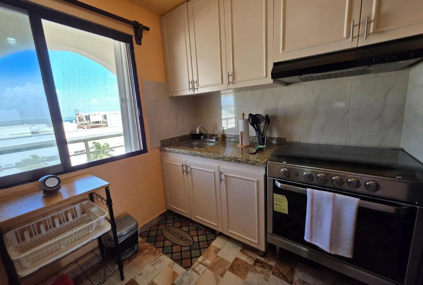 Ocean View Condo With Balcony Hotel Zone Cancún Apartamento