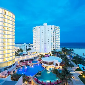 5* Курортный комплекс Krystal Grand